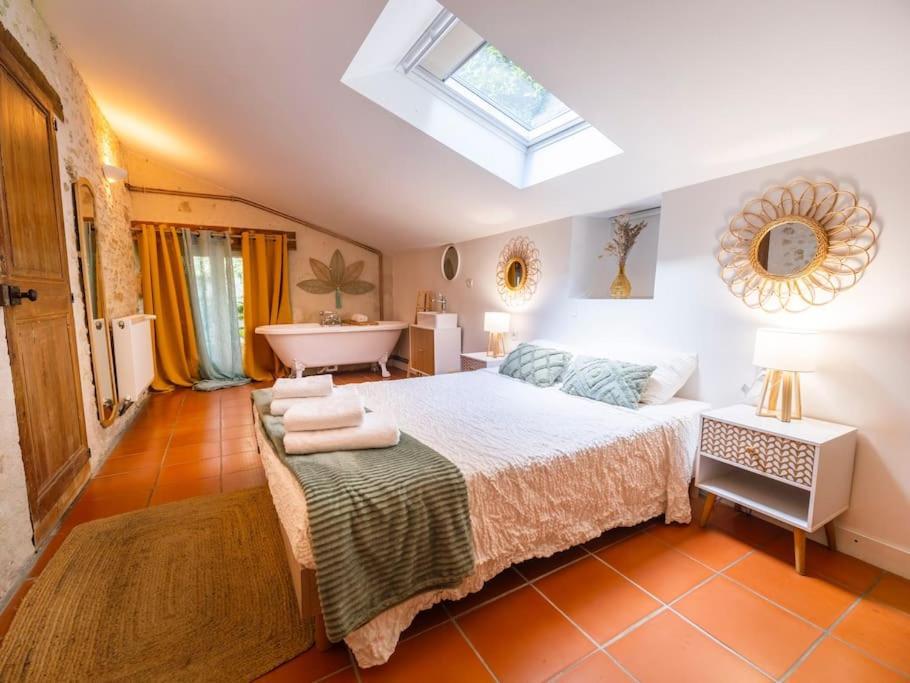 Le Grand Franc Gite Cosy Proche Tous Commerces Tonnay-Charente Exterior foto